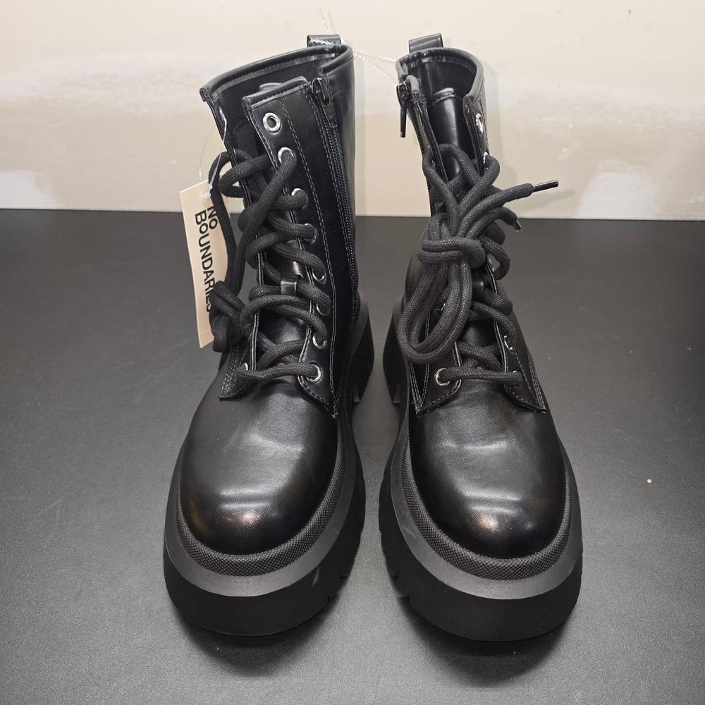No Boundaries Womens Black Platform Lug Sole Combat Boots Size 6 WMNB45AM227 NEW